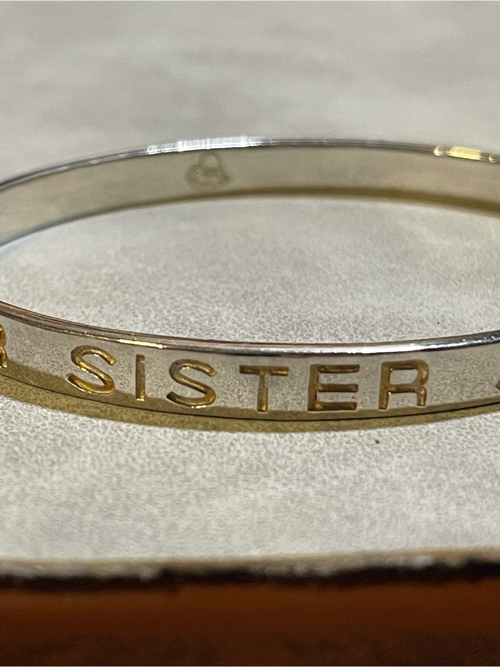 .925 Sister Multi-Language Möbius Loop Bracelet/ 0.65 Troy oz ‘Pure Fine Silver